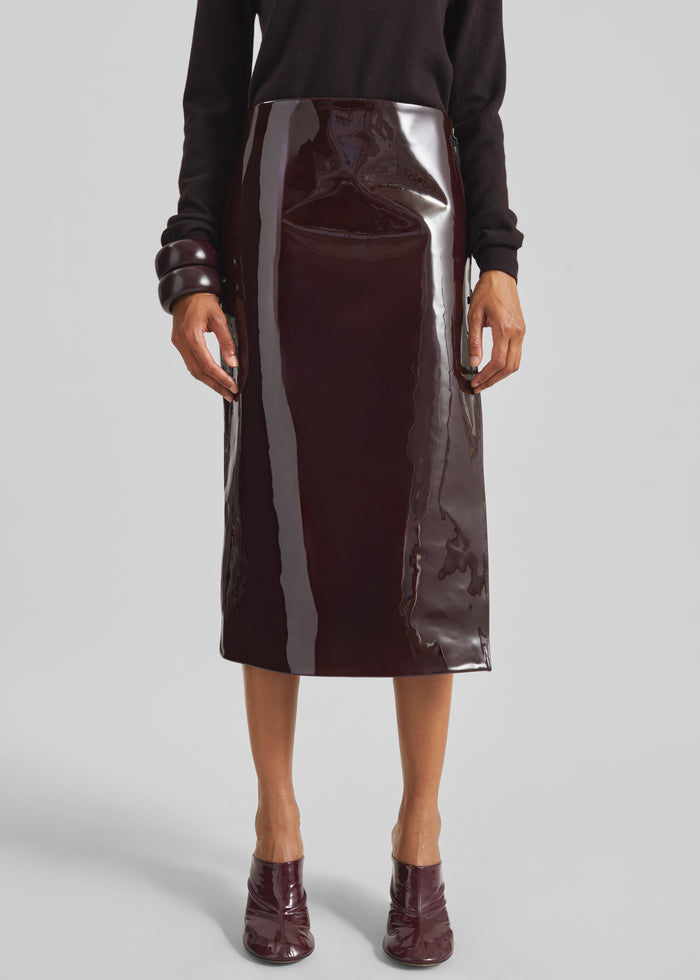 Samantha Patent Zip Skirt - Burgundy