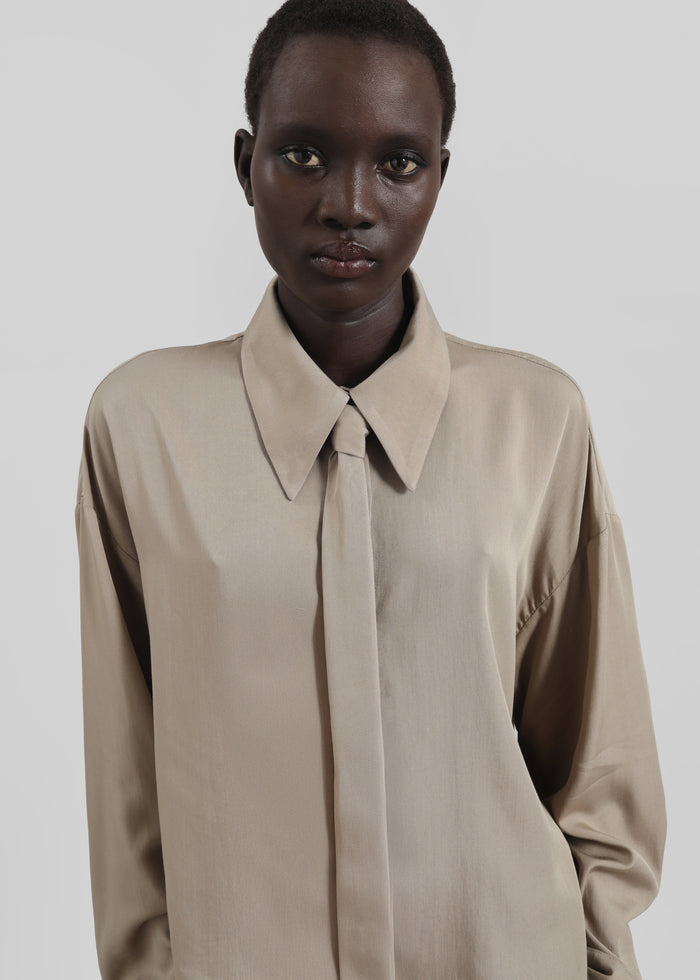 Silvan Neck Tie Shirt - Taupe
