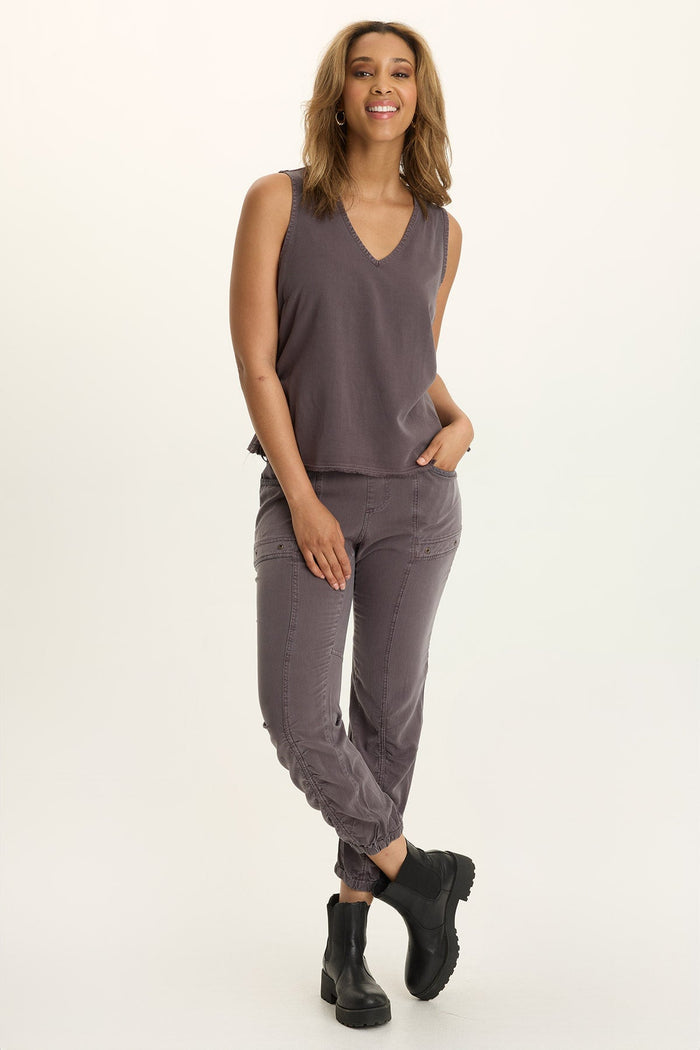 Wearables Squire Twill Banded Hem Casual Pant