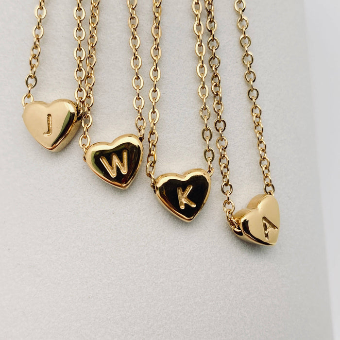 Stainless Steel Heart-shaped Alphabet Pendant Necklace: R (including chain)