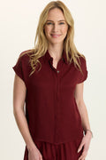 Wearables Swain Satin Stripe Short-Sleeve Button-Up
