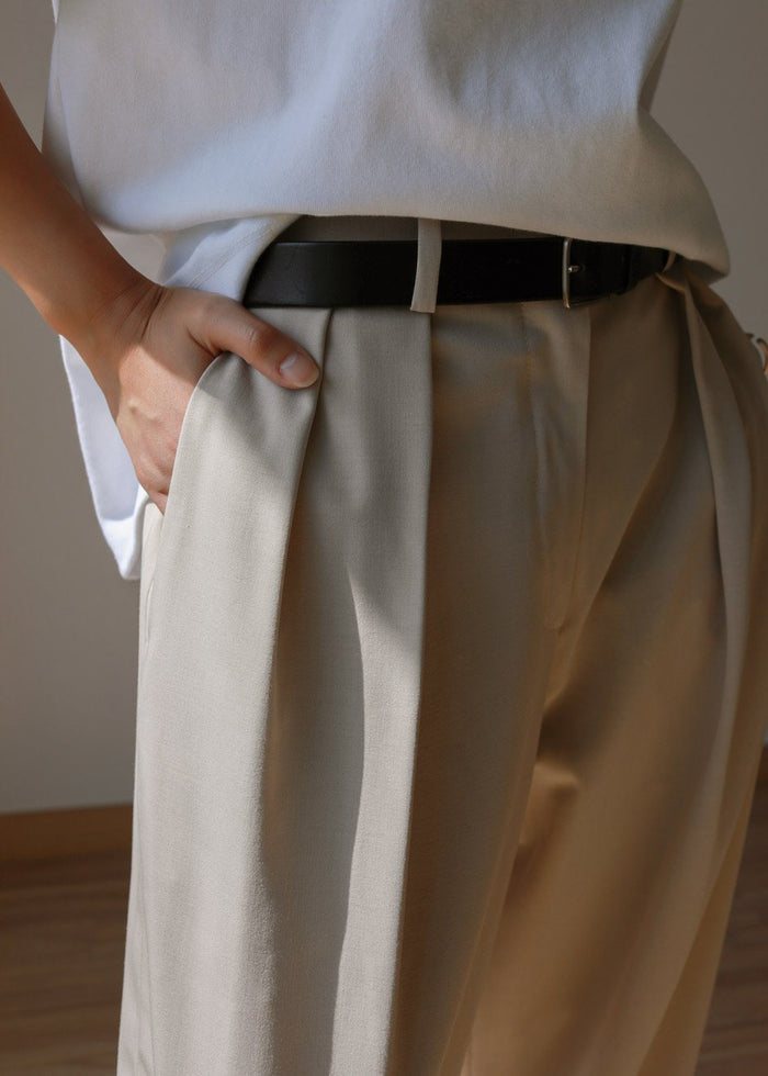 Tansy Pleated Trousers - Beige Pants The Frankie Shop