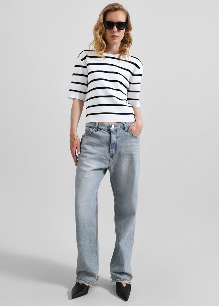 Tarmi Straight Leg Jeans - Light Wash