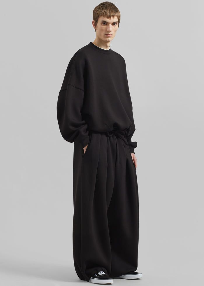 Tate Sweatshirt - Black