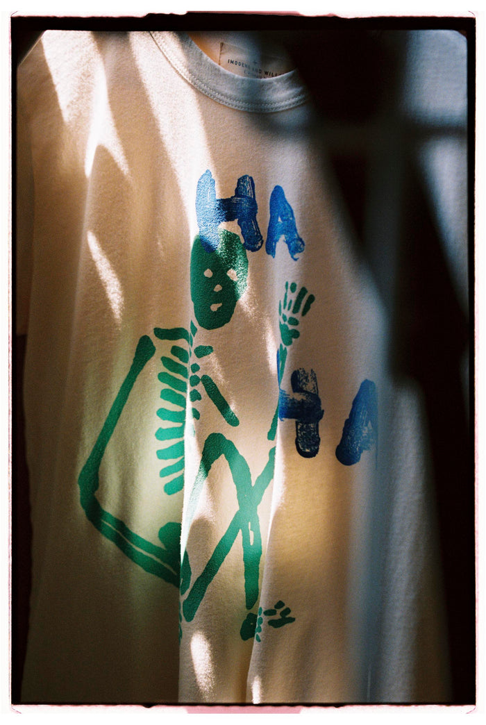 Black the "last laugh" tee