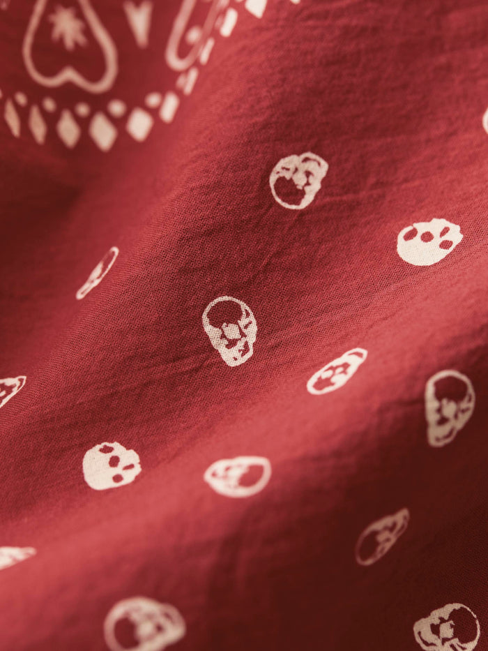 Brown the "muerte" bandana in red