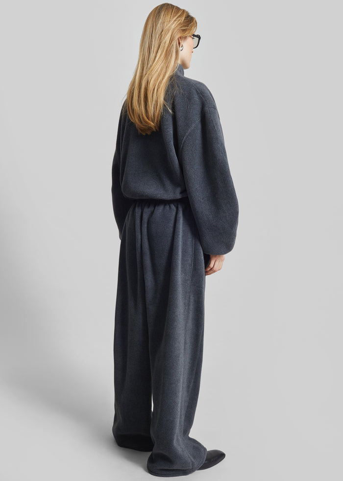 Treveray Fleece Sweatpants - Dark Grey