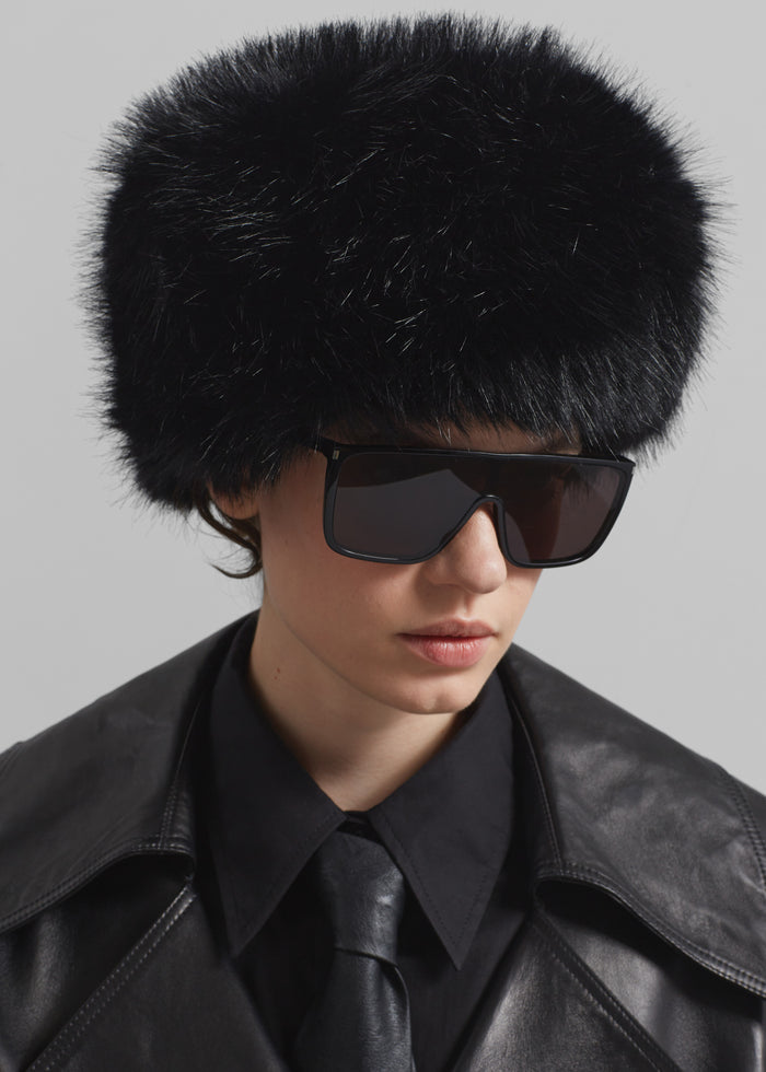 Umea Faux Fur Hat - Black