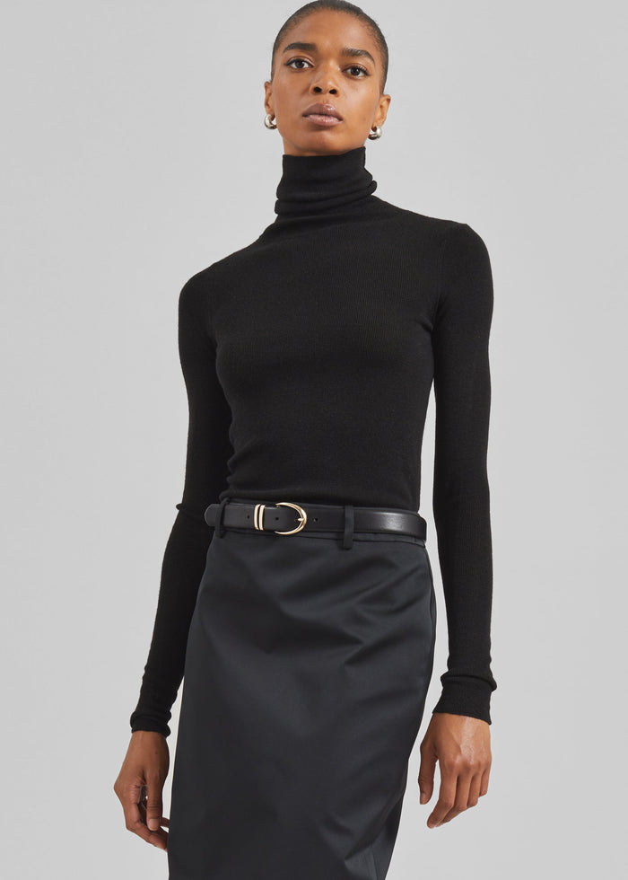 Utica Thin Turtleneck Sweater - Black