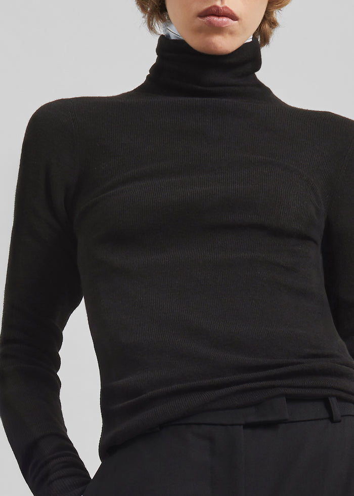 Utica Thin Turtleneck Sweater - Black
