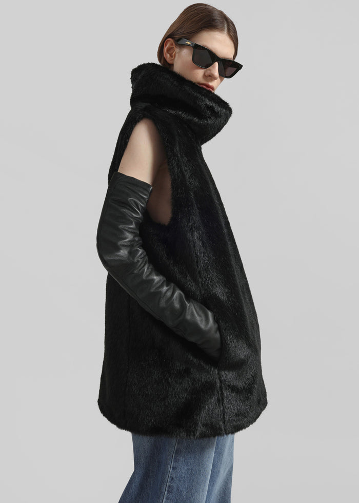 Veneto Long Leather Gloves - Black