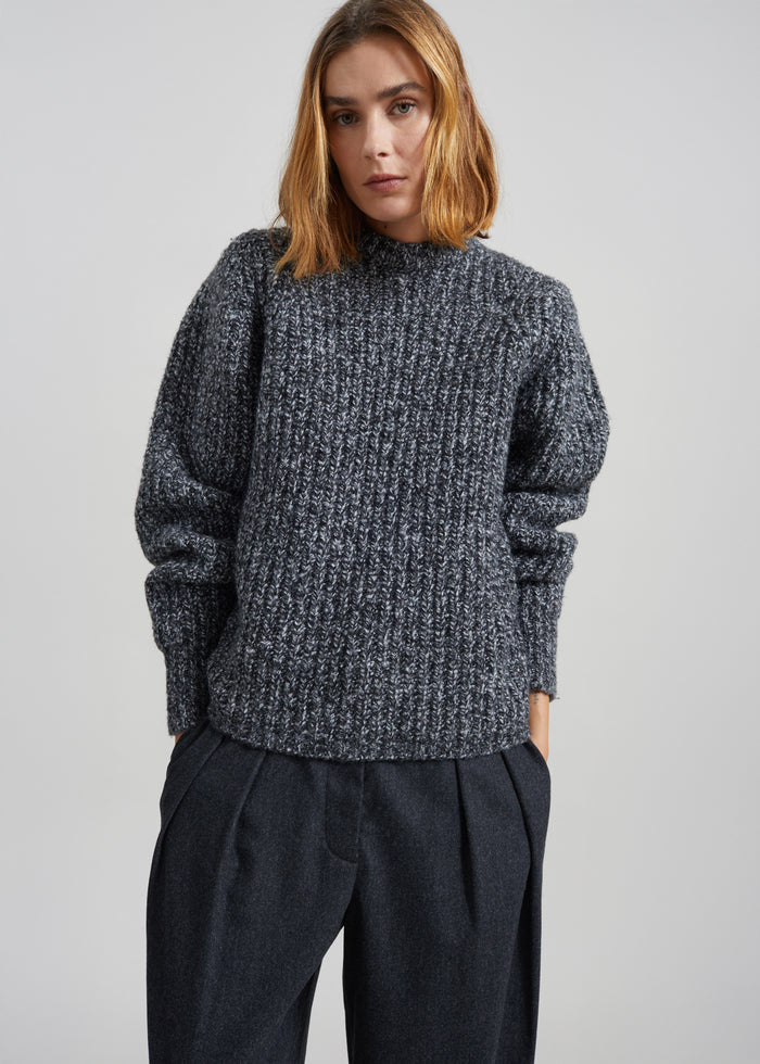 Vezia Chunky Knit Sweater - Dark Grey Melange