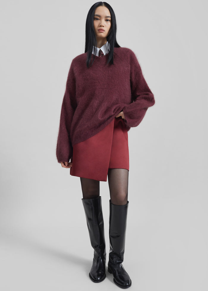 Vilhena Wool Fuzzy V-Neck Sweater - Burgundy