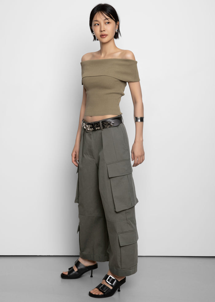 Villeron Cropped Cargo Pants - Dark Olive