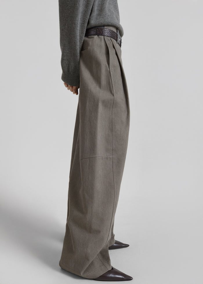 Vora Barrel Leg Pants - Grey