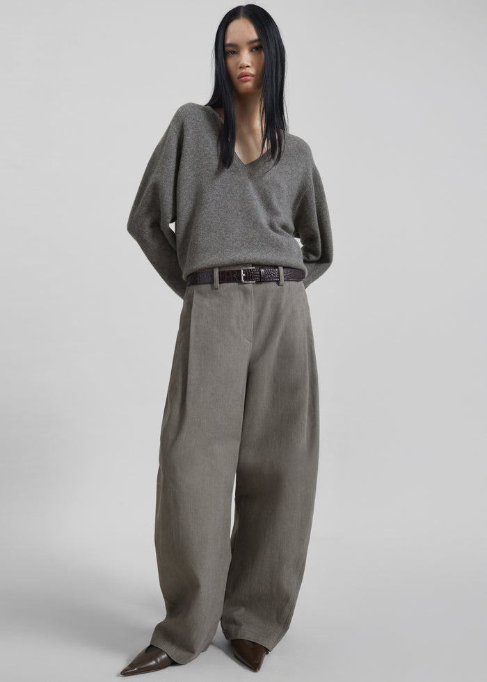 Vora Barrel Leg Pants - Grey