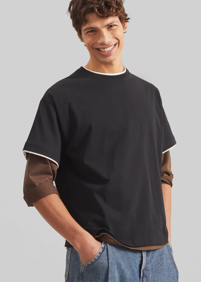 Warem Layer Effect Tee - Black