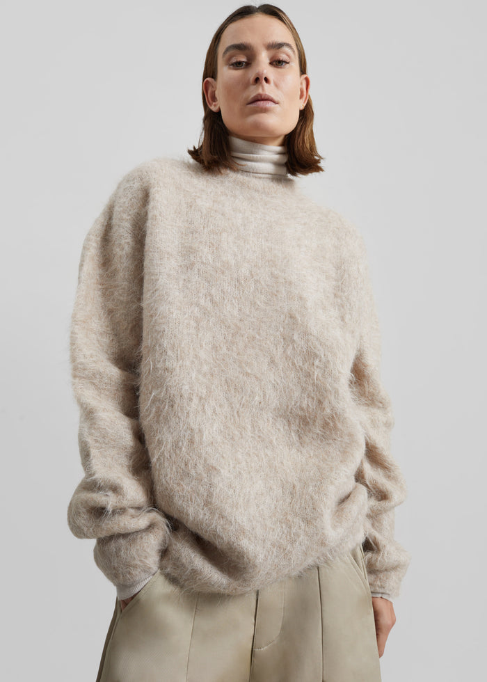 Willy Alpaca Knit Sweater - Beige